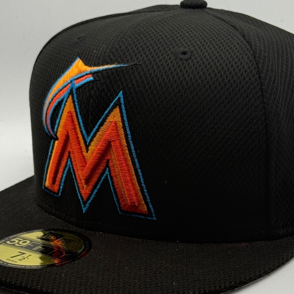 New Era 59FIFTY Miami Marlins MLB Diamond Era Fitted Hat Black Size 7 1/2